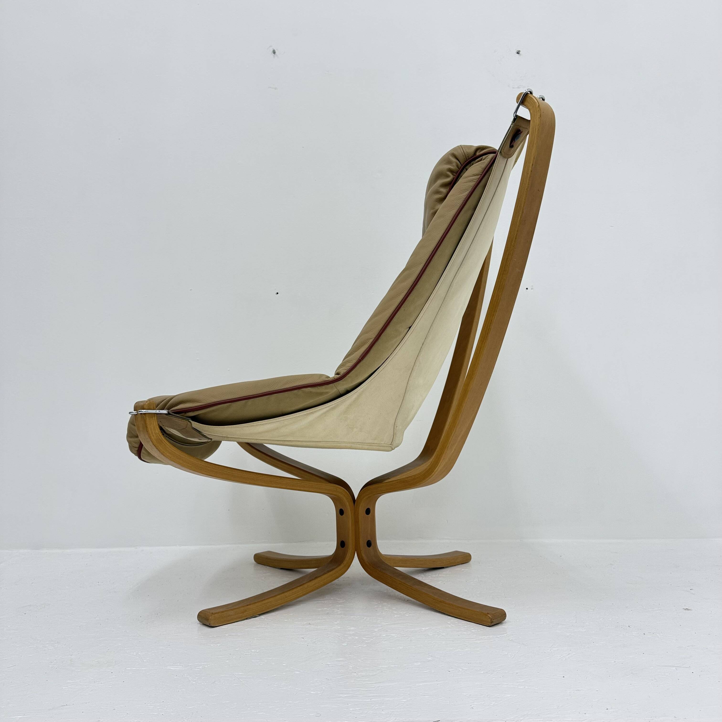 Falcon Leather Lounge Chair by Sigurd Ressel for Vatne Møbler, 1970s