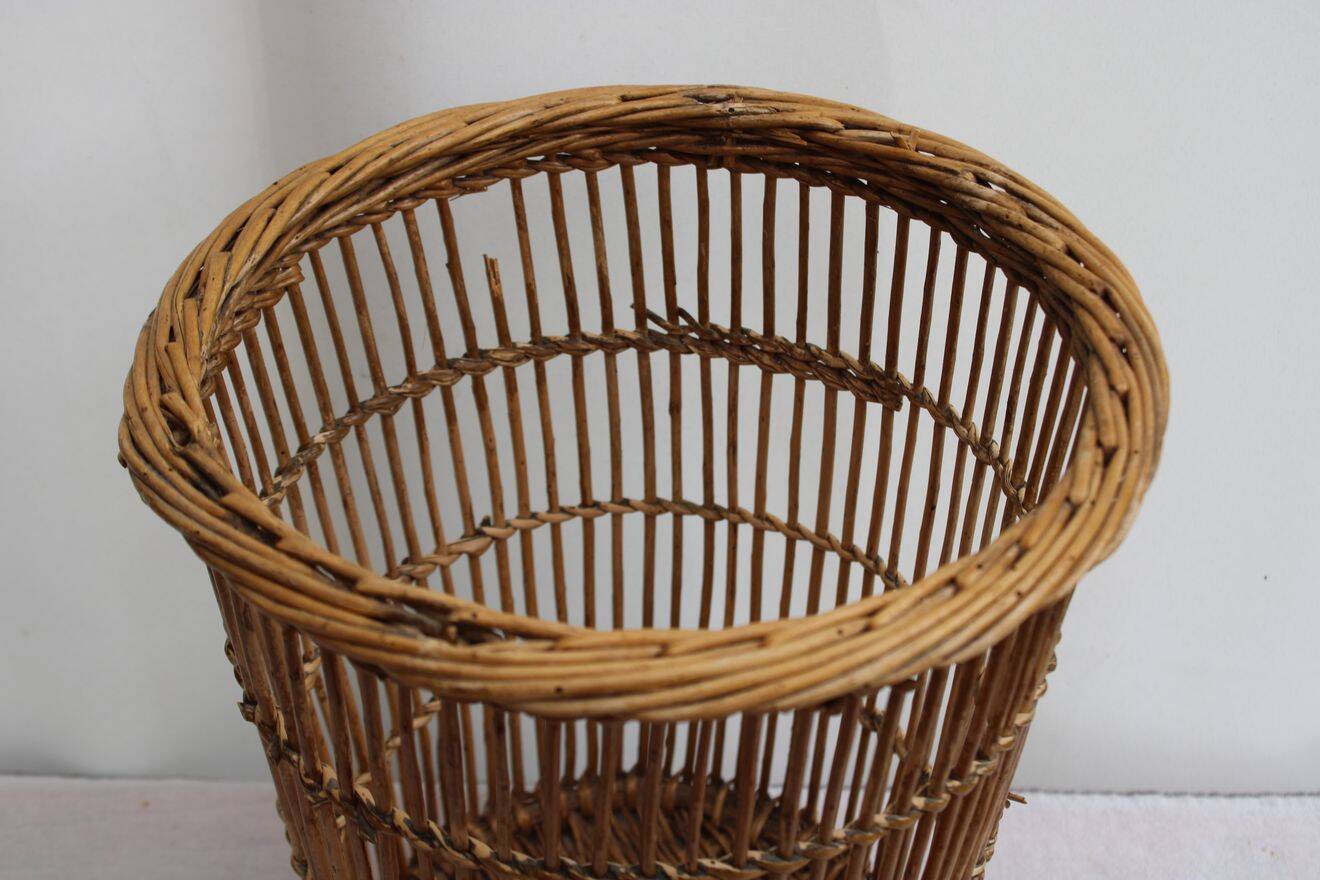 Wicker basket