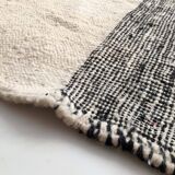 Two-tone Moroccan Berber kilim 3.03x1.74m