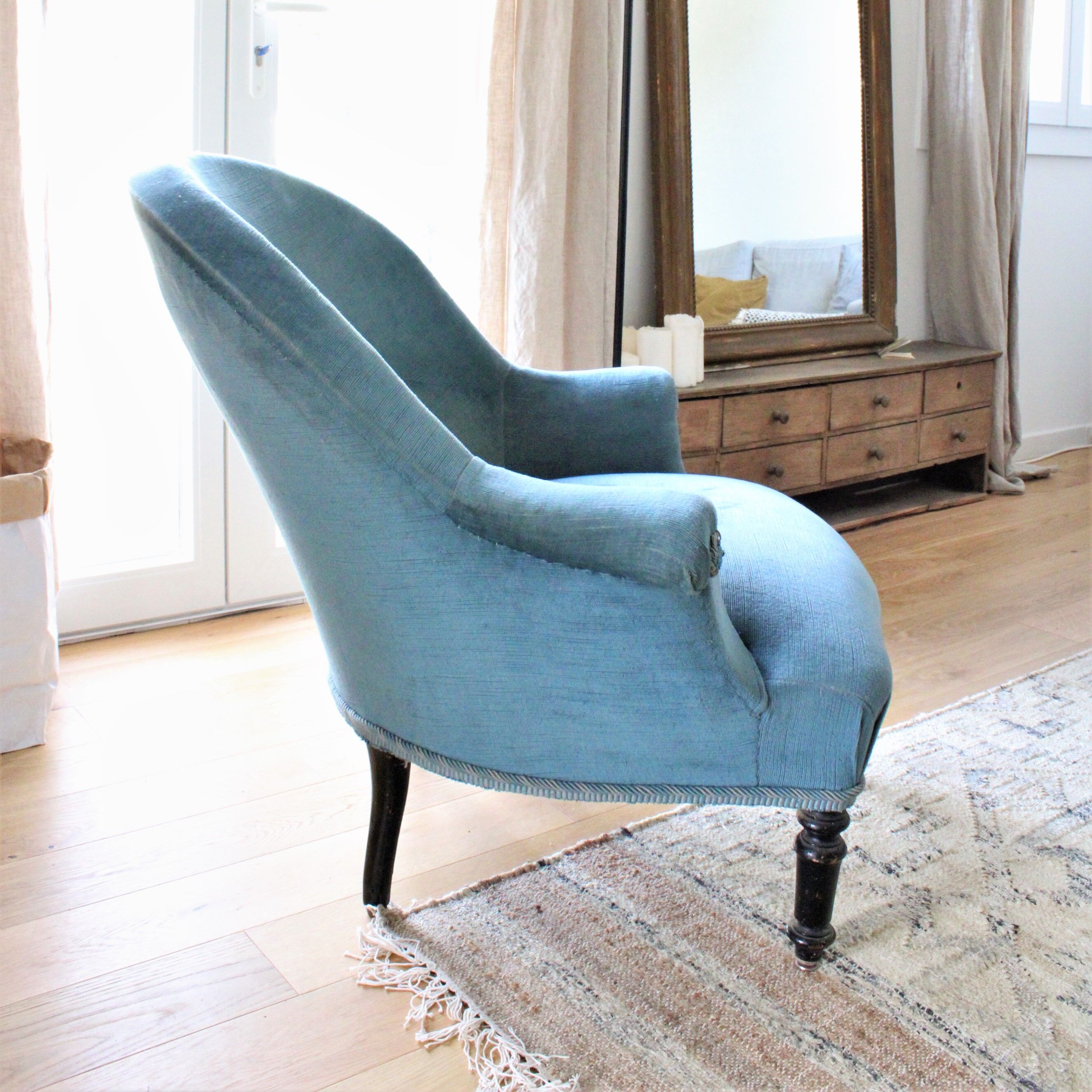 Toad chair