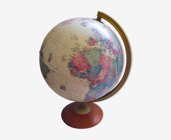 Globe terrestre vintage avec cartographie ancienne