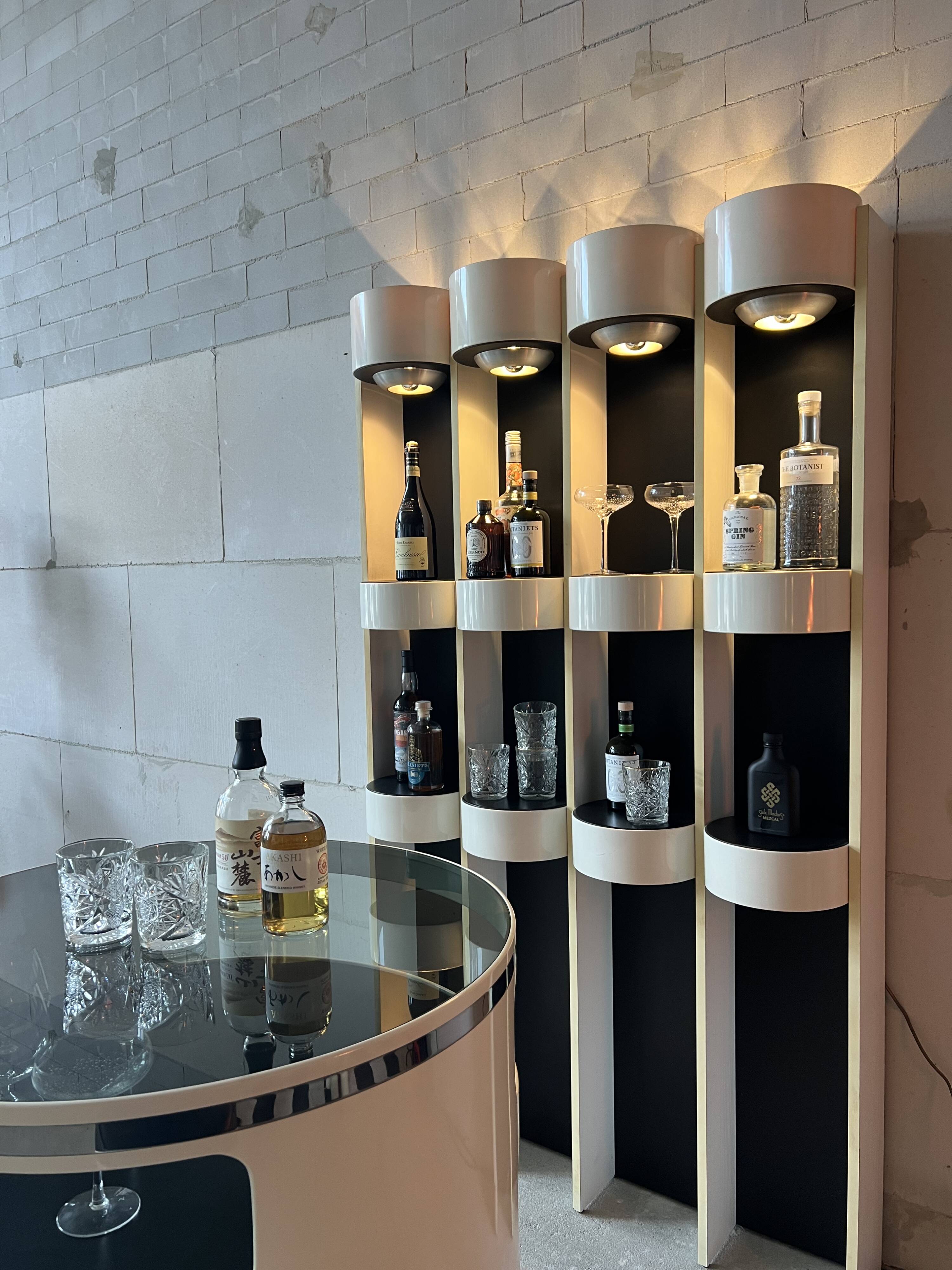 Joe Colombo dry bar, iconic Italian design
