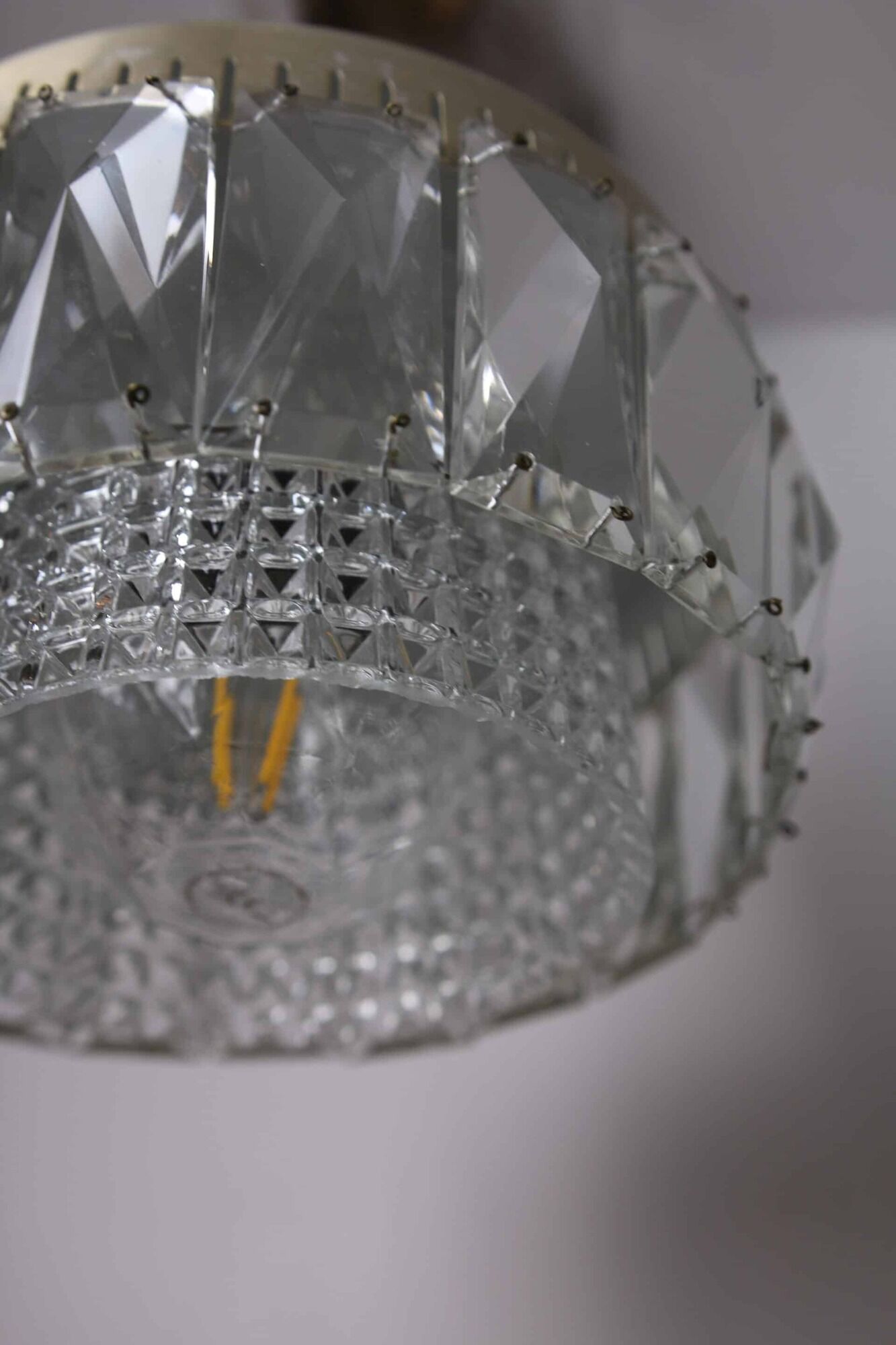 Mid-century chandelier with pendants