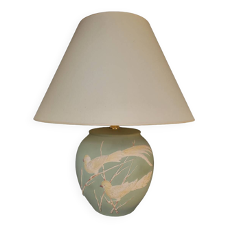 Matt green table lamp and birds in relief