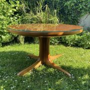 Baumann Scandinavian style 60s round table