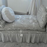 Bench bed on wheels 1 place