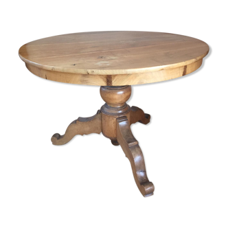 Walnut table