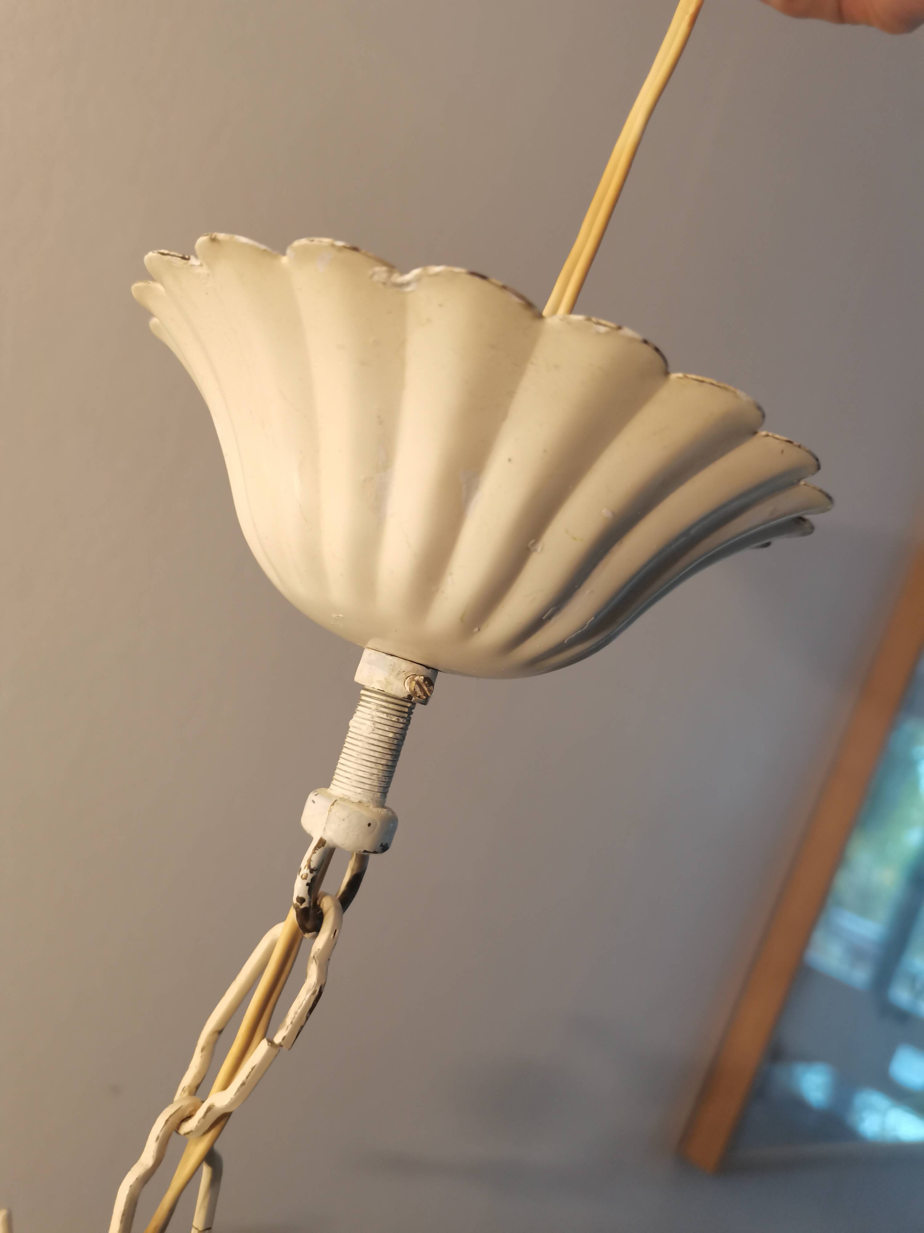 Italian Toleware chandelier from the 1960s