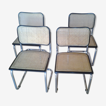 Série de 4 chaises modèle cesca B 32 par Marcel Breuer