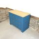 Commode ancienne bleue et dessus chêne