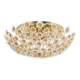 Small delicate ceiling light in gilded brass and cut glass in the shape of flowers by Palwa, Germany, 1970s.