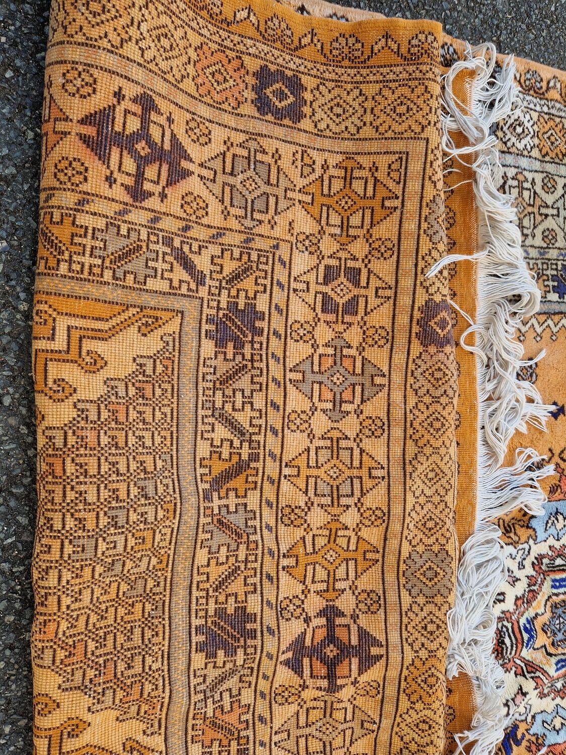 Berber style carpet