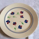 4 dinner plates