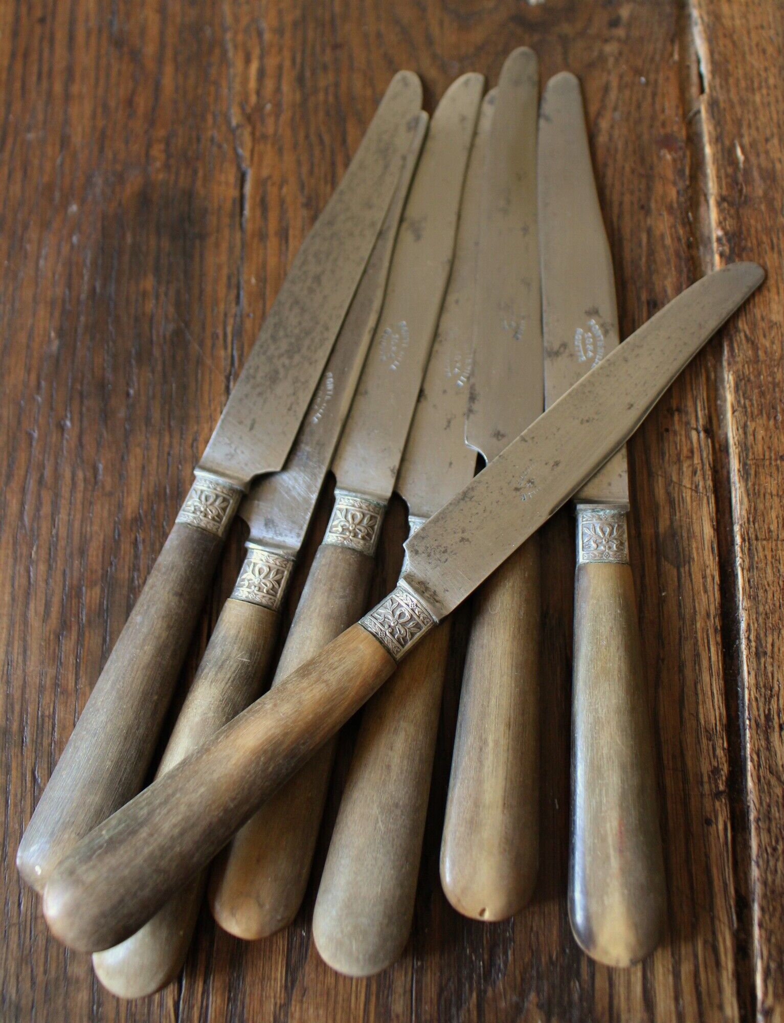 Lot 12 old knives handle wood fontenille 1034 drop viroles