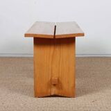 Vintage pine bench, 20th-century work.