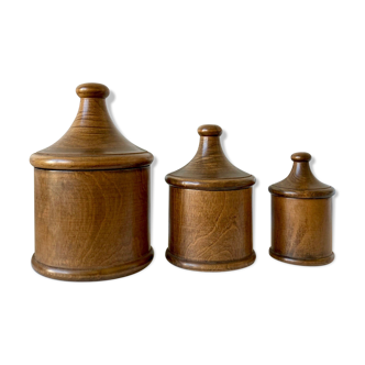 Pots with lids wooden boxes