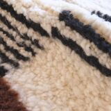 Contemporary Berber Rug - 273 x 192 cm