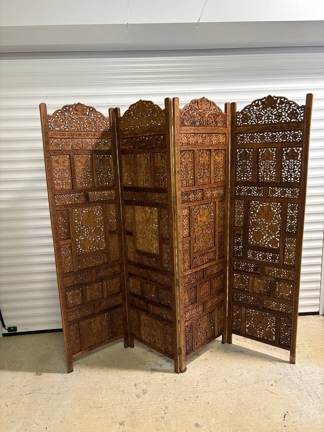Indian wooden screen