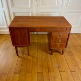 Modernist Office MDK