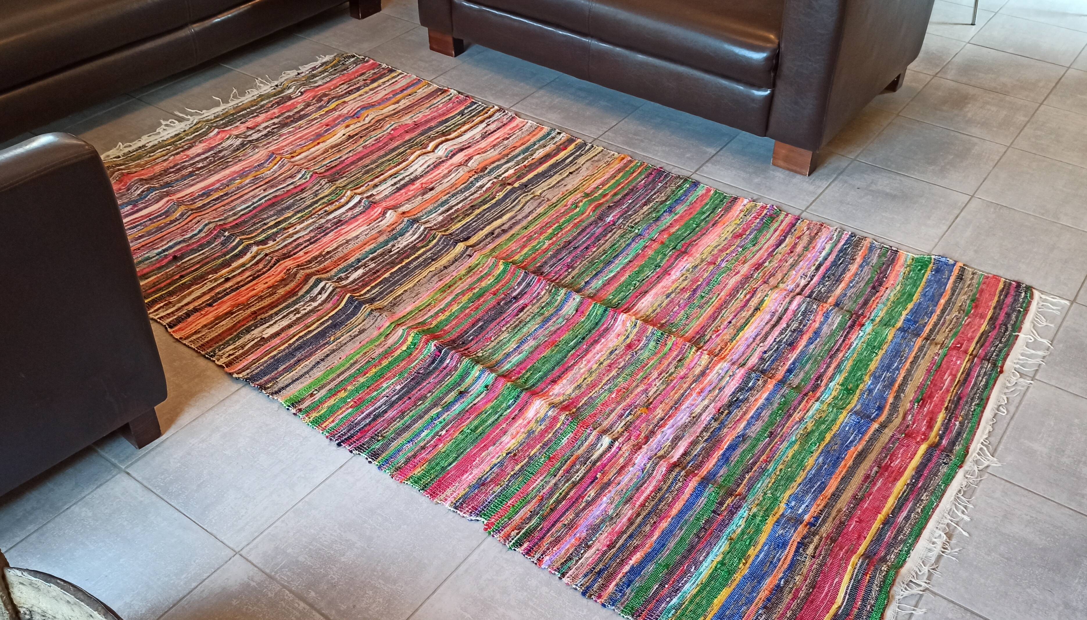 Tapis en coton tissé multicolore 137x250cm