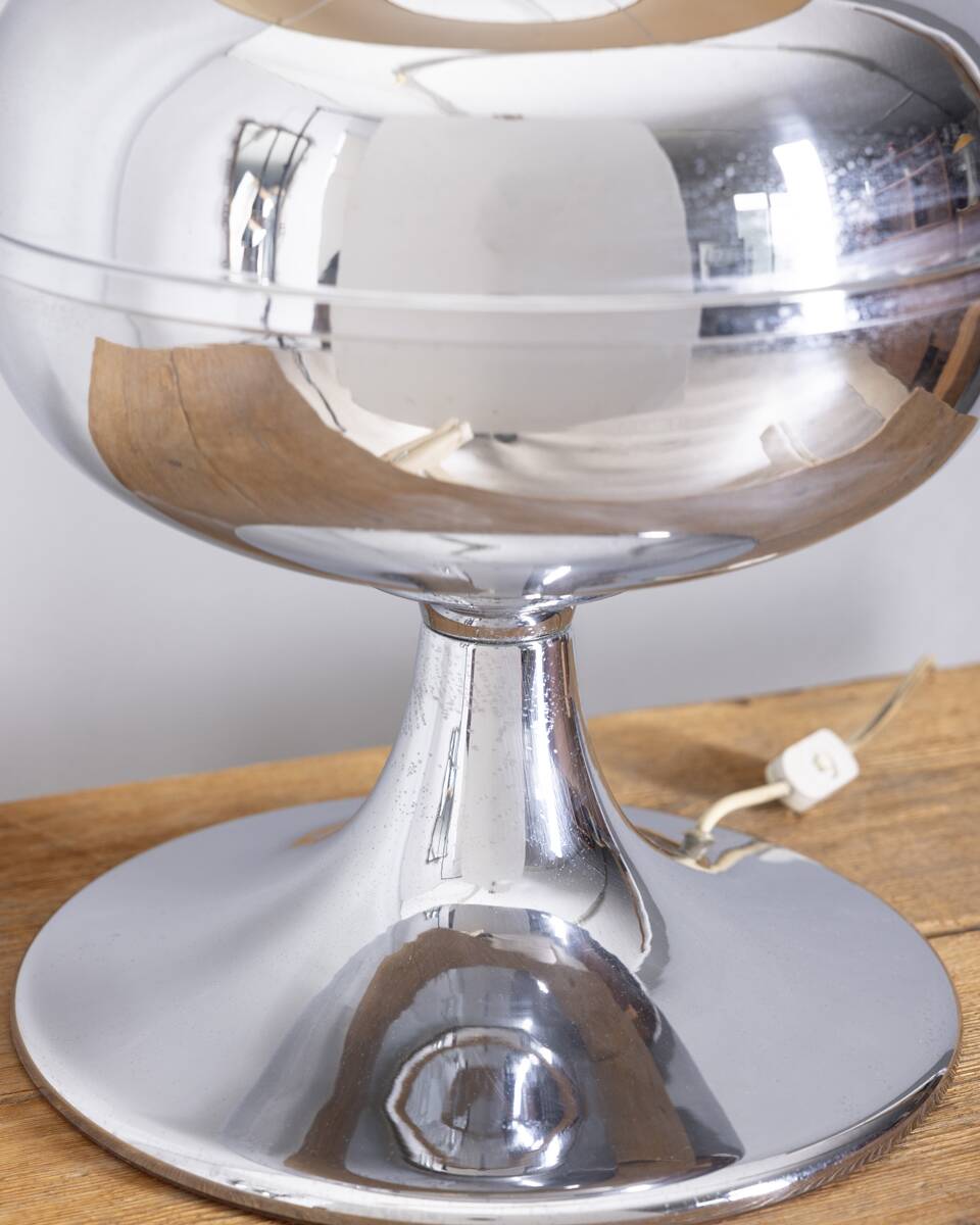 Large vintage 1970s table lamp in chromed metal, Italian design