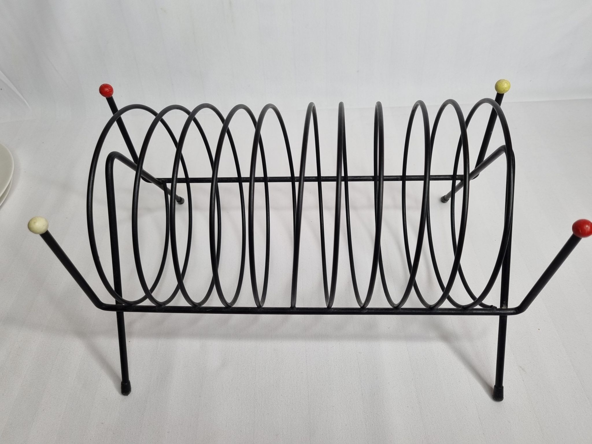 Magazine holder, vinyl holder "spring" in vintage metal, 30 cm