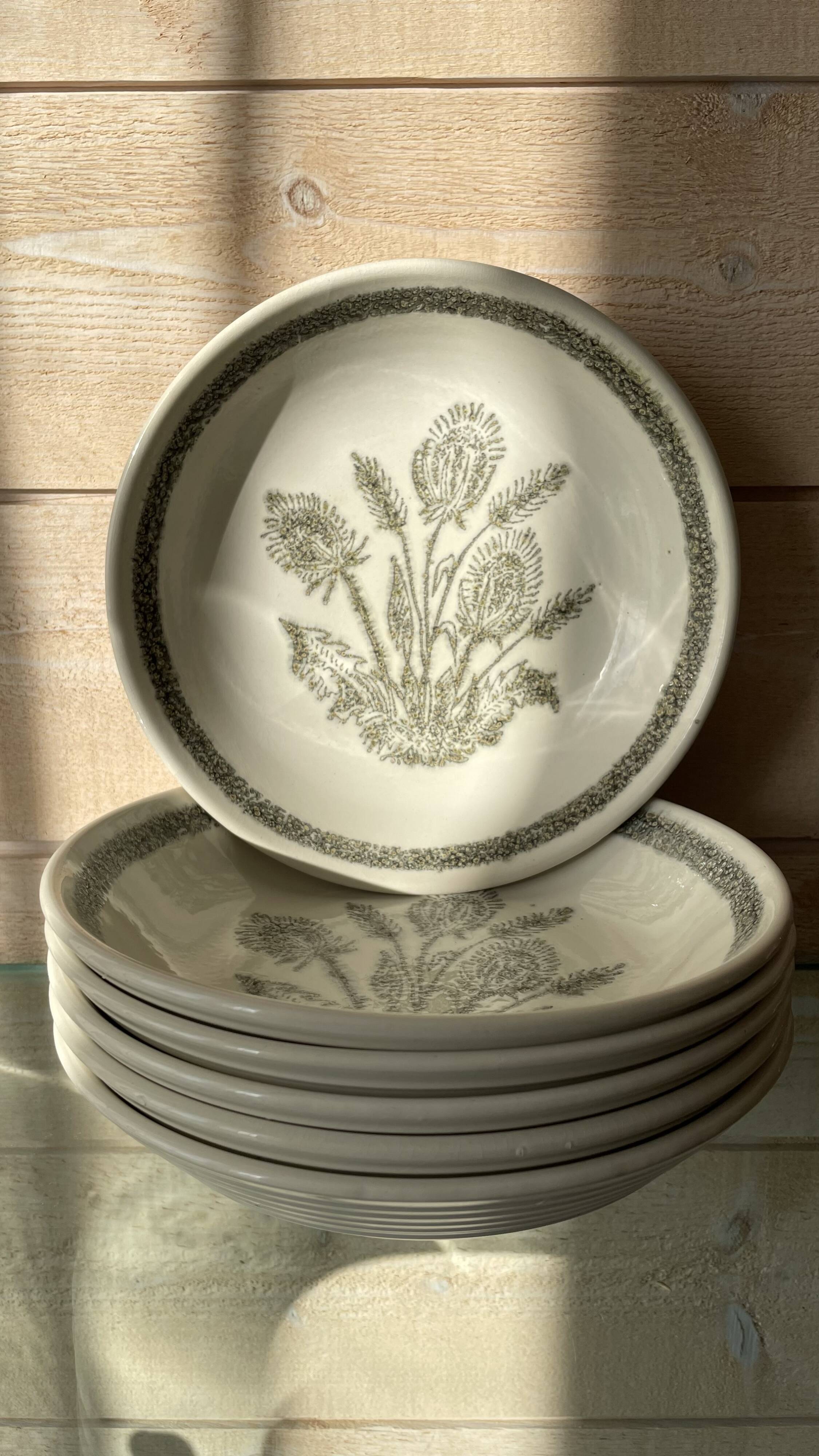 Set of 6 soup plates with thistles