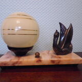 Art deco table lamp 1920/1940, marble, opaline, regulated swan