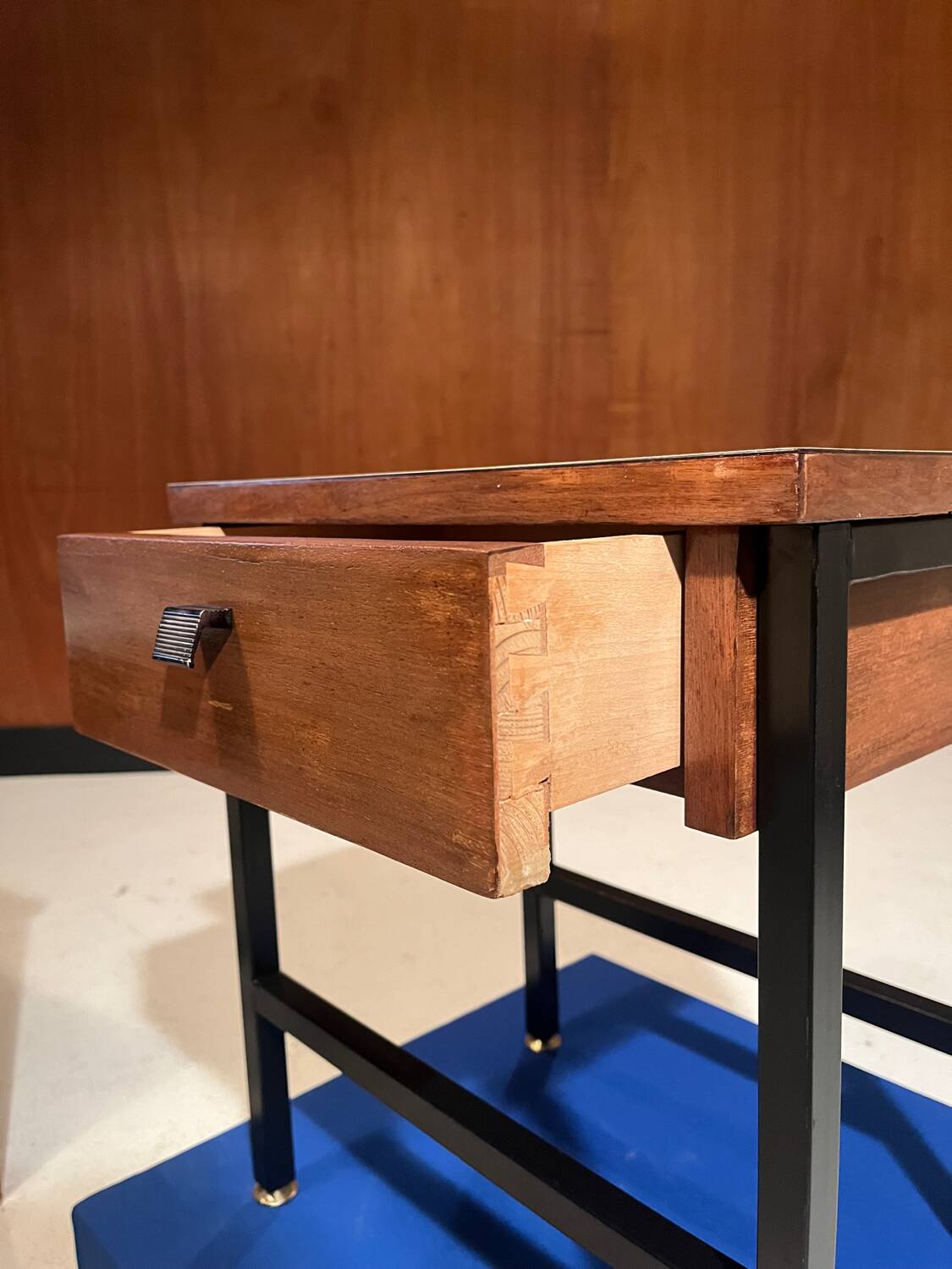 Paire de tables de chevets vintage 1950
