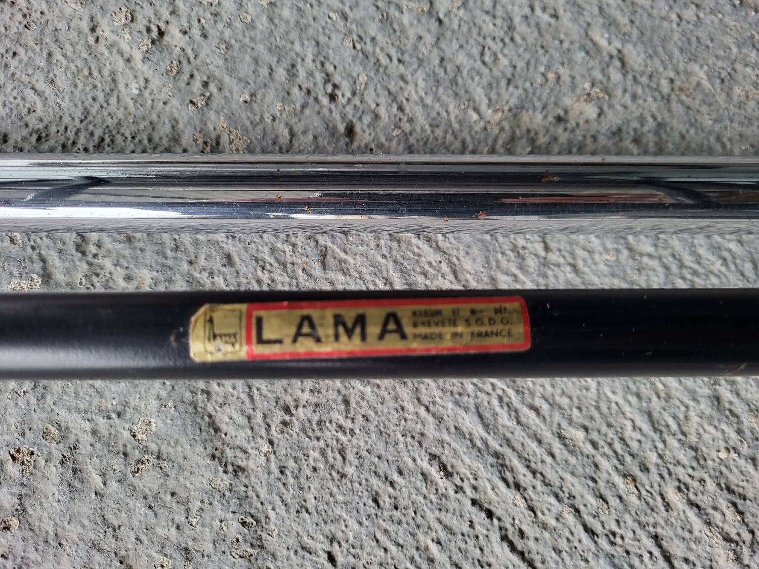 LAMA Vintage Relaxing Lounge Chair in Very Good Condition