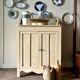 Confiturier, buffet 2 portes en bois beige