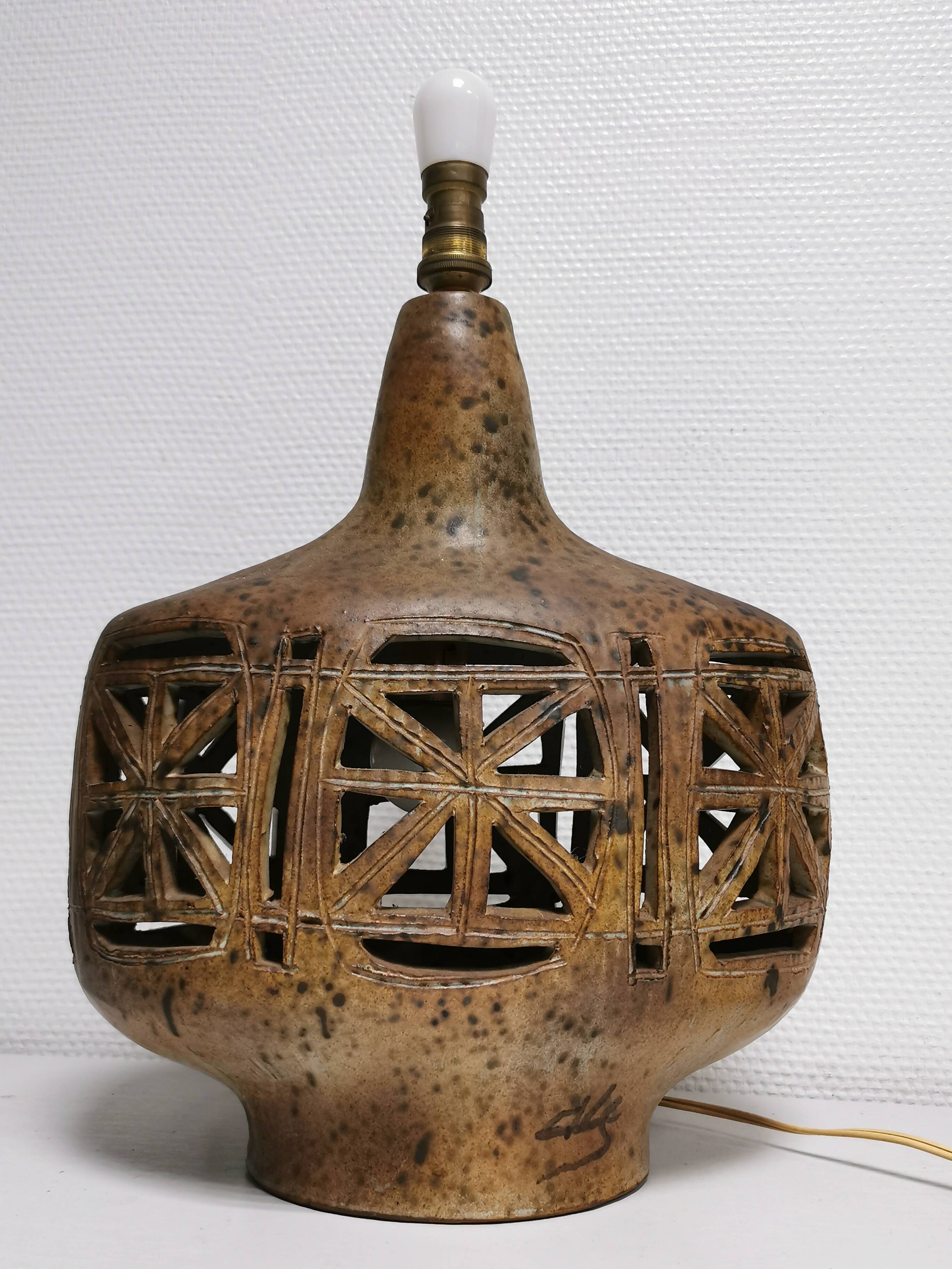 Ceramic lamp signed ESCALA vintage 60's 70's