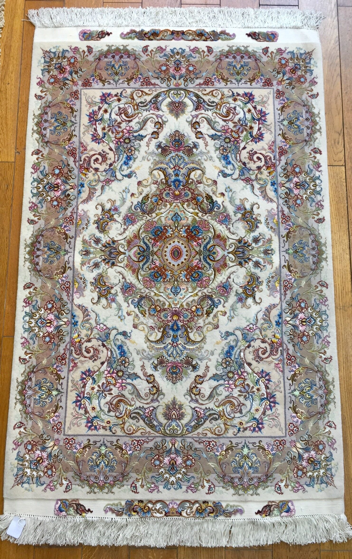Carpet knotted Persian hand high range wool & silk 163x105cm