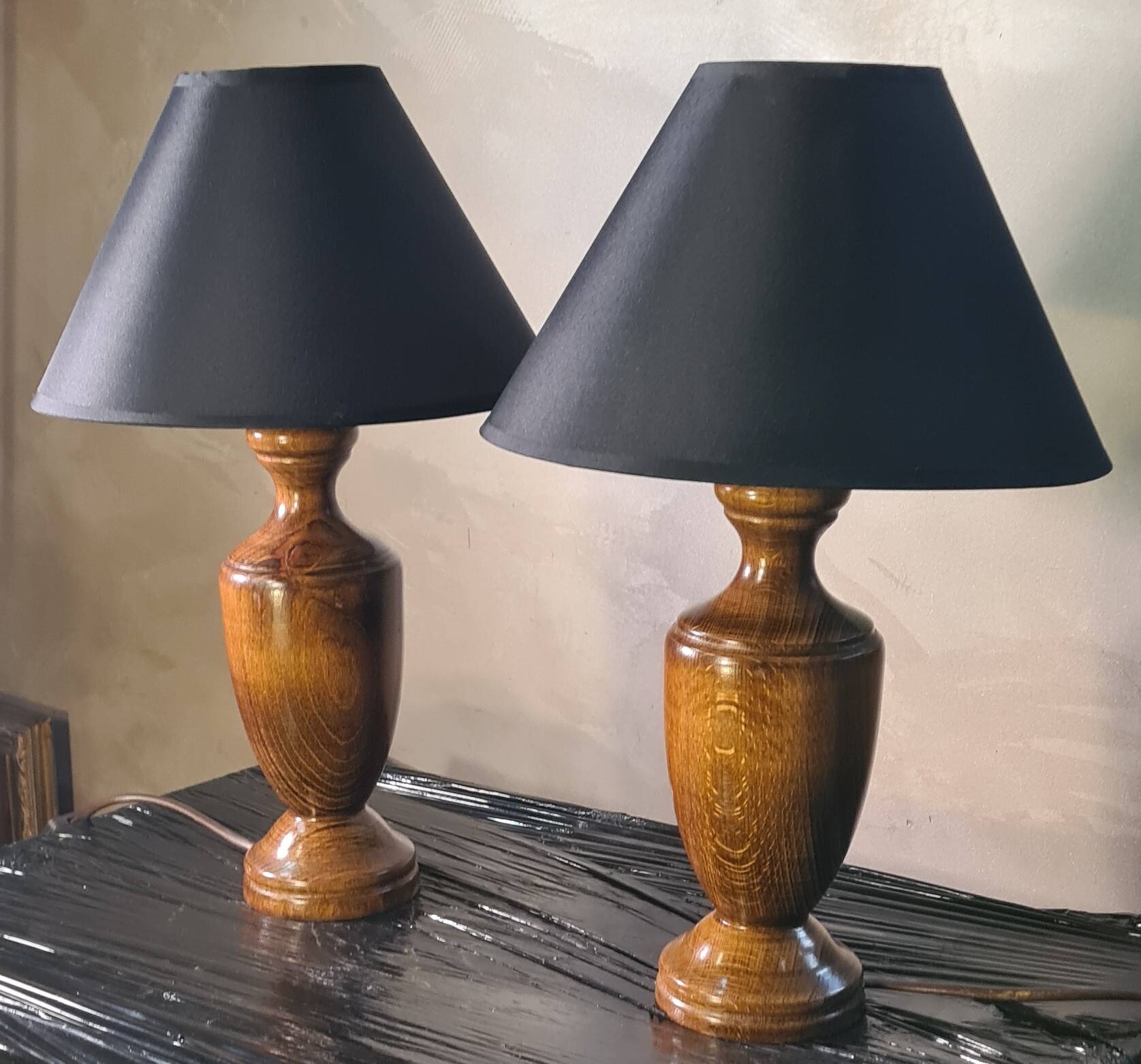 Pair of scandinavian design bedside lamps in turned wood elec ok 48x25