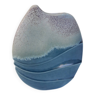 Vase en céramique bleue