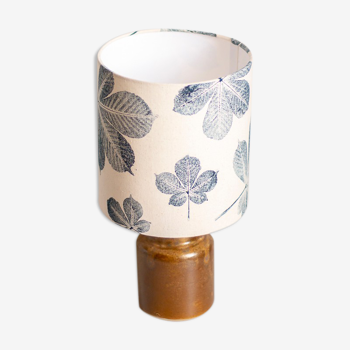 Lampe pot à moutarde en grès, motif feuilles de Maronnier