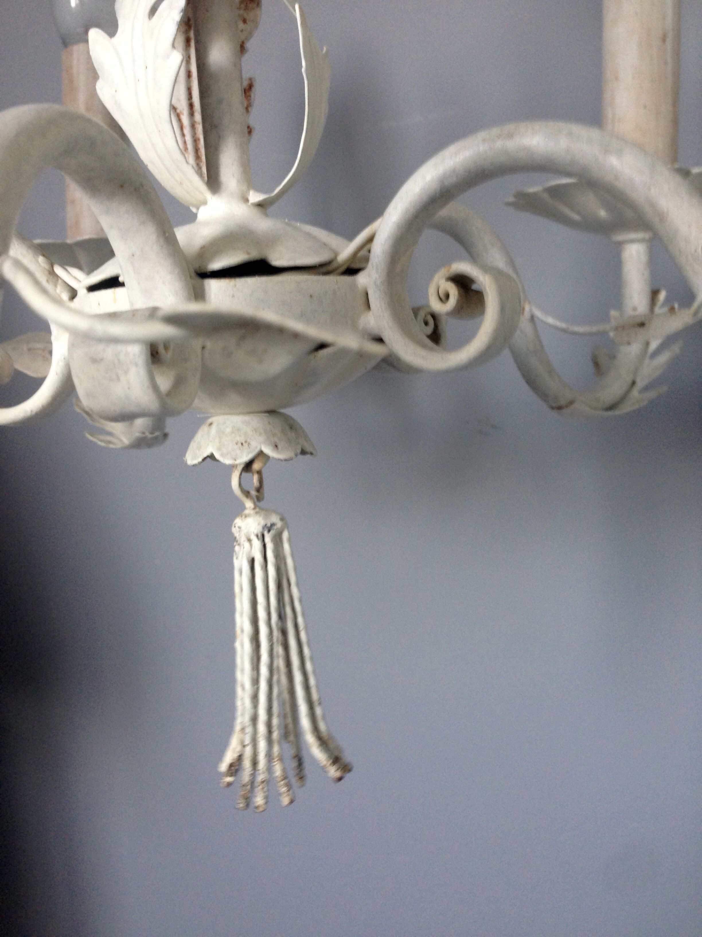 Acanthus and Ivy chandelier