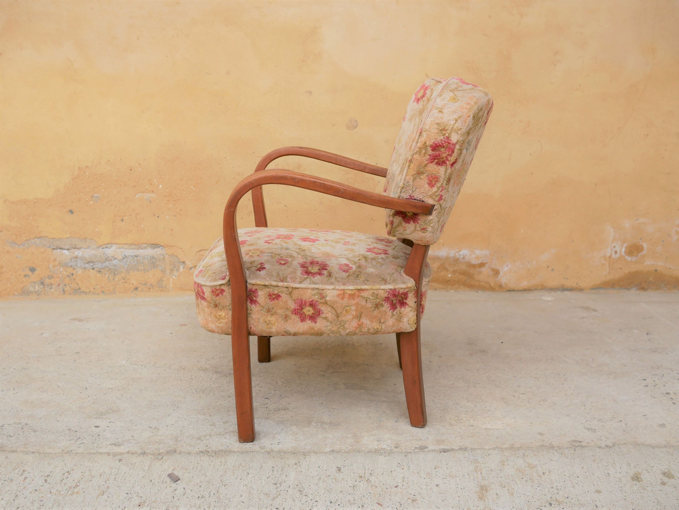 Vintage cocktail chair