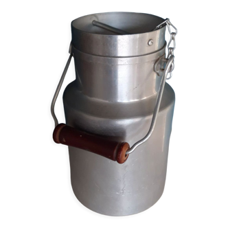 Antique milk jug in pure aluminum