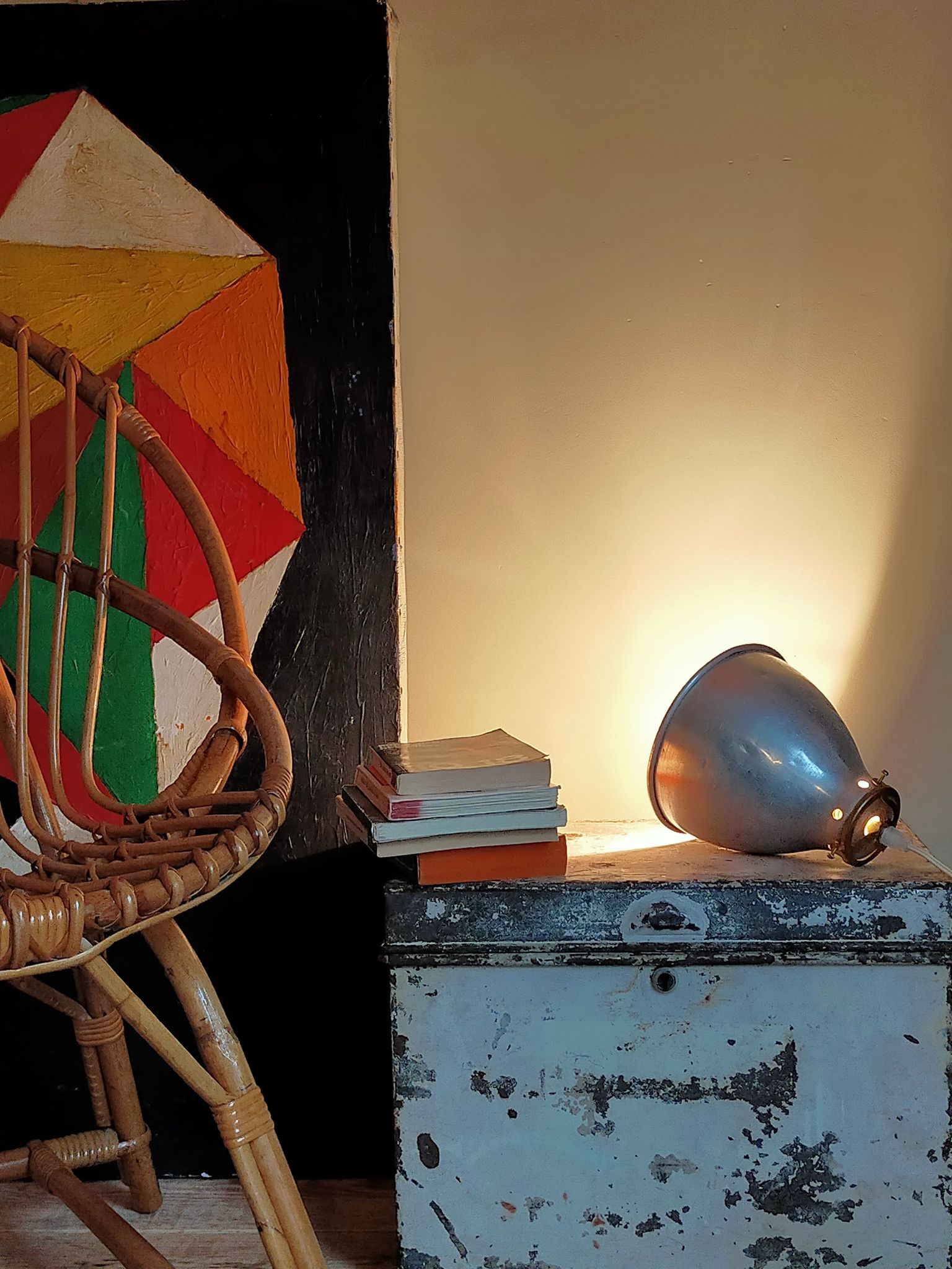 Suspension lampshade bell in vintage aluminum