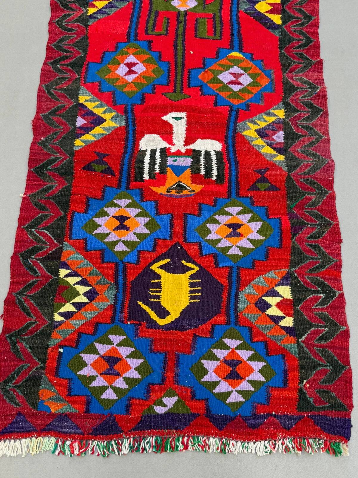 Turkish kilim runner 295x90 cm, vintage kelim rug, eagles and scorpions 2513