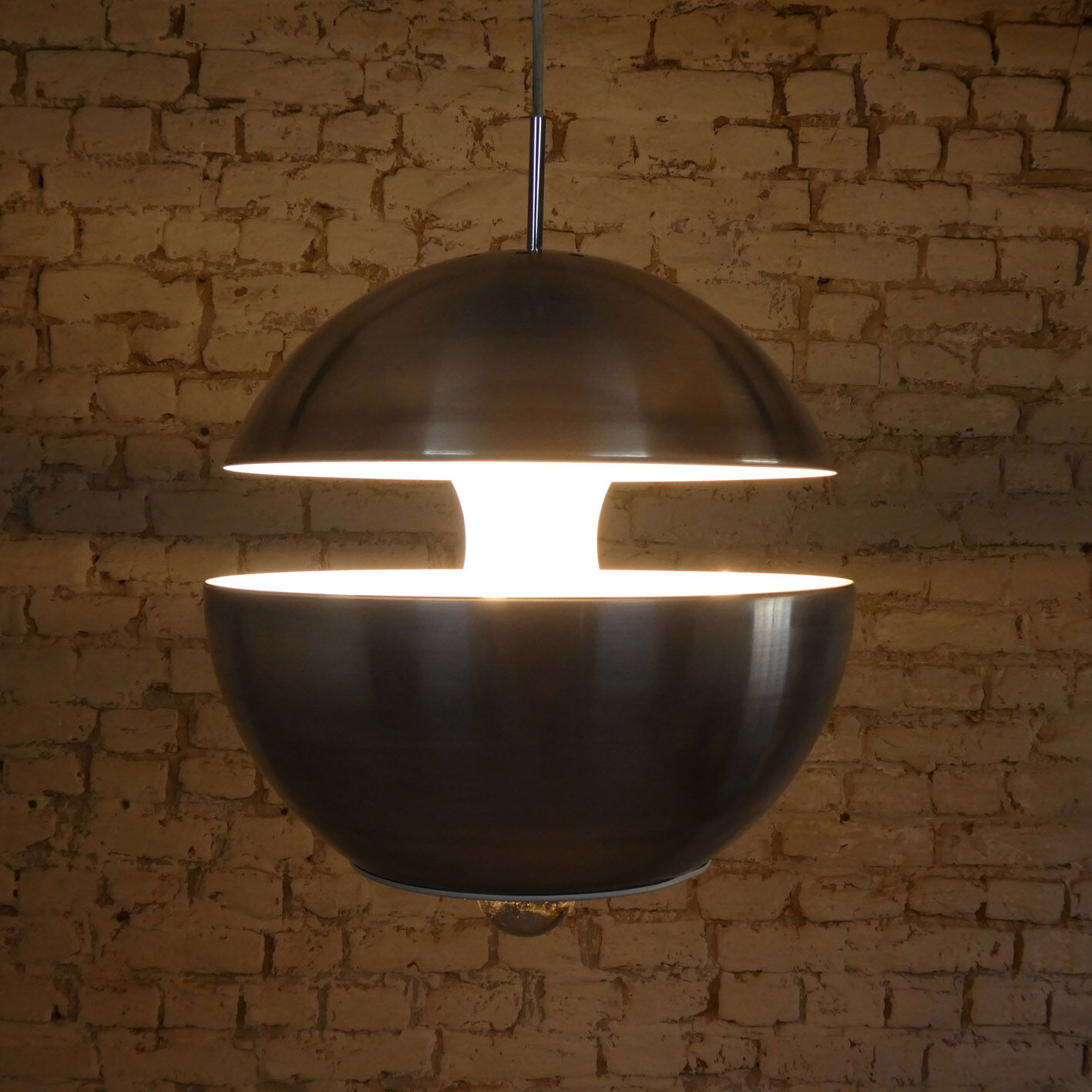 Suspension fontaine by bertrand balas for raak, 1970