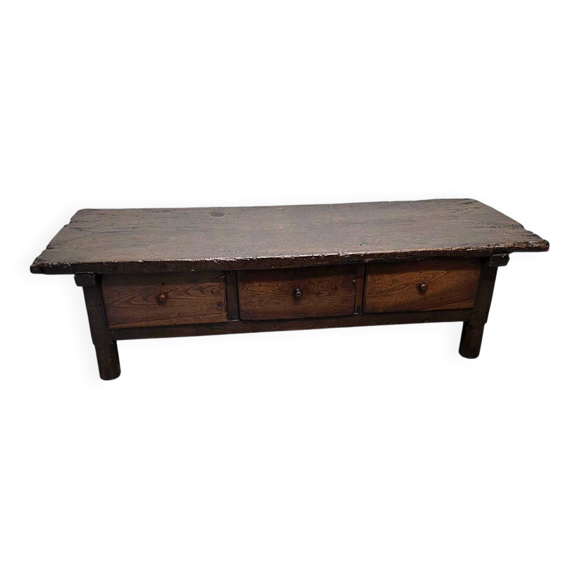 18th century Spanish chestnut wood coffee table