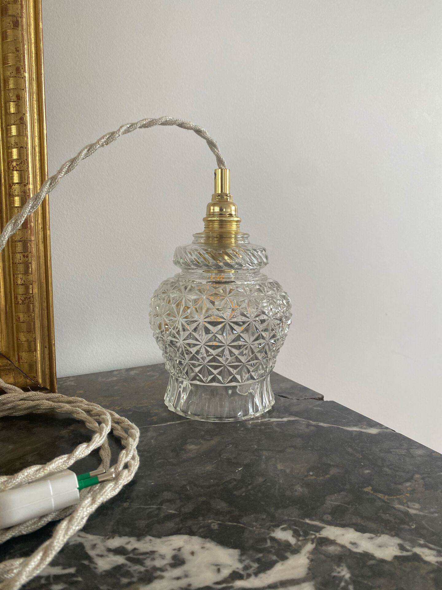 Baladeuse globe vintage en verre 