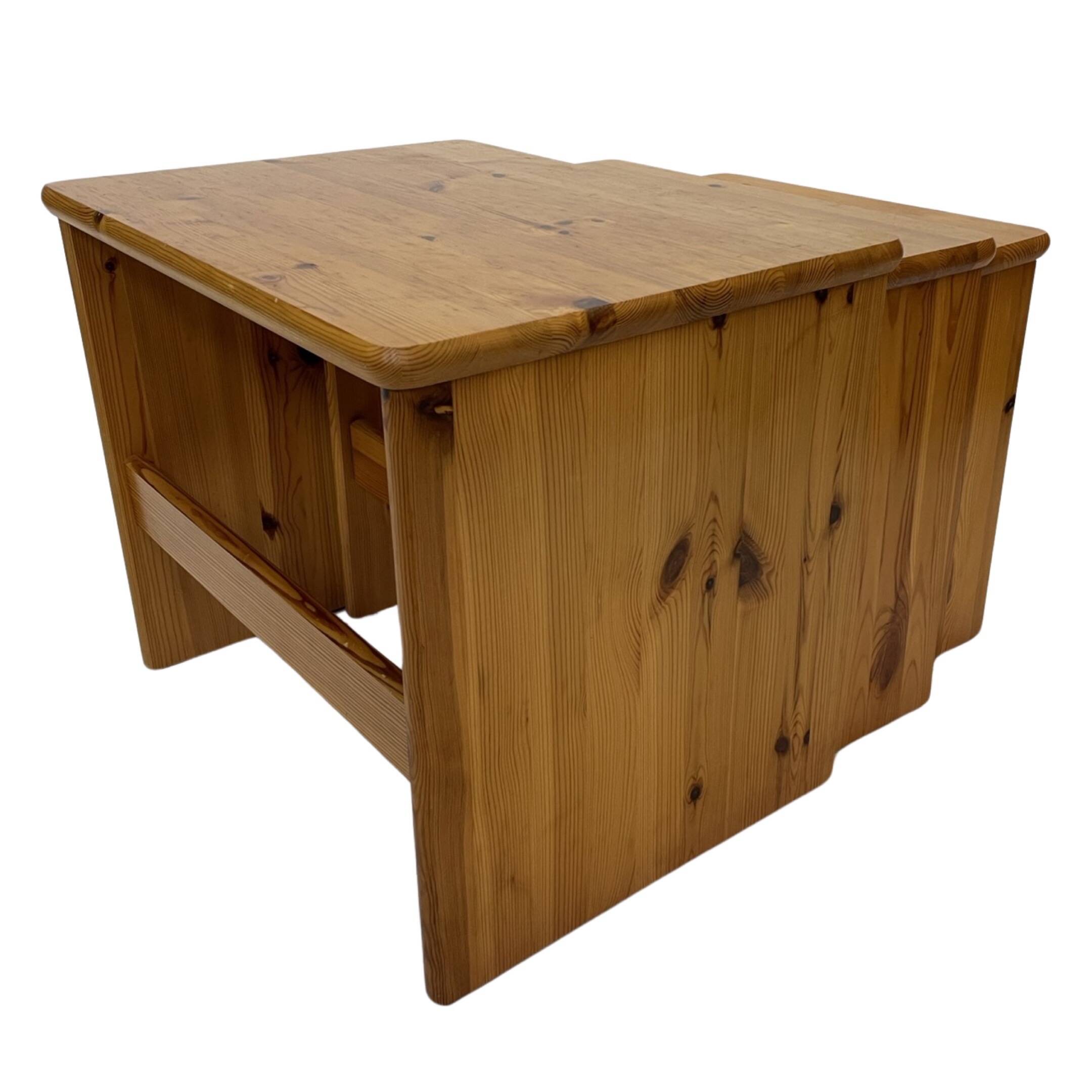 Tables d'appoint gigognes en bois de pin vintage, ensemble de 3