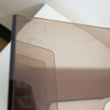 Porte-vinyle en plexi fumé