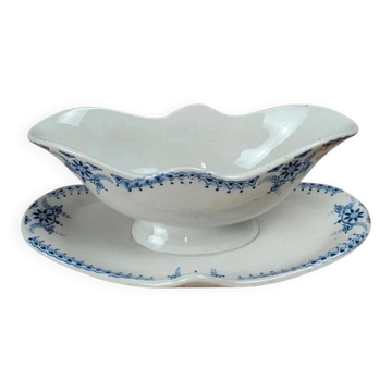 Antique sauce boat K&g Lunéville – Lunel model