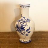 Moustiers vase