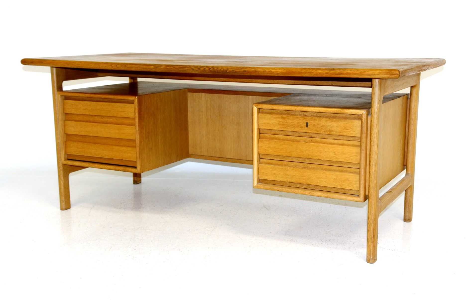 Oak desk, Omann Jun, Denmark, 1960