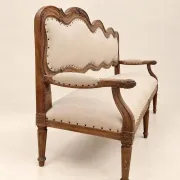 Louis XVI period canapé – Model with eel heads – Carved walnut